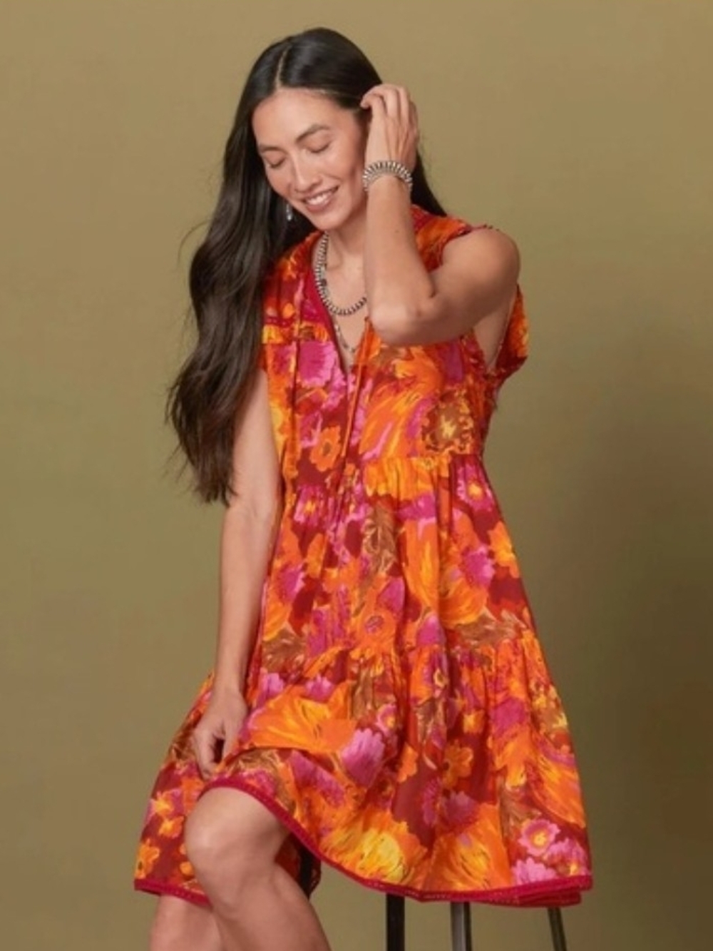 Sundance Orange & Pink Floral V-Neck knee length Dress size medium